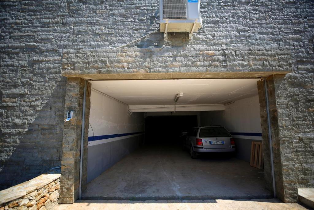 Aneta'S Beach House Vlorë Εξωτερικό φωτογραφία