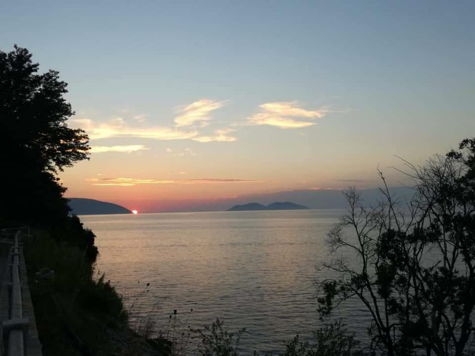 Aneta'S Beach House Vlorë Εξωτερικό φωτογραφία